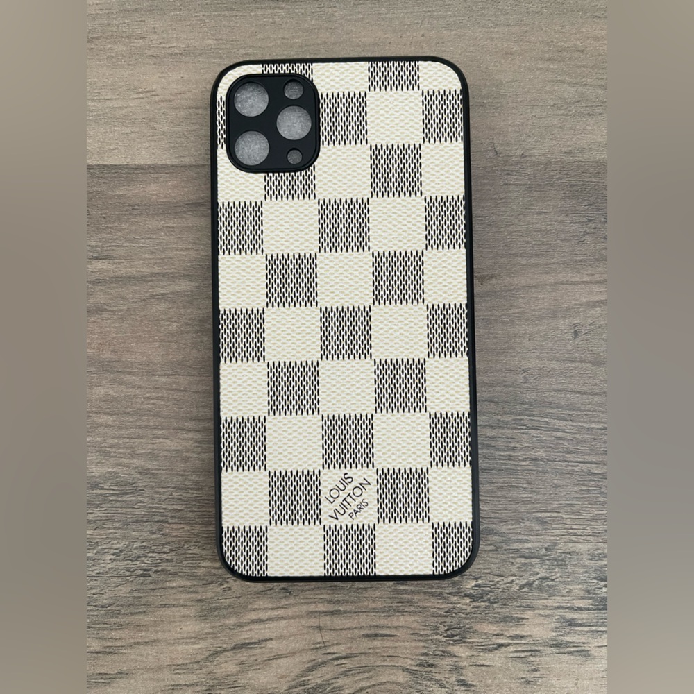 iPhone 11 Pro Max Checkered Phone Case - Gray and White